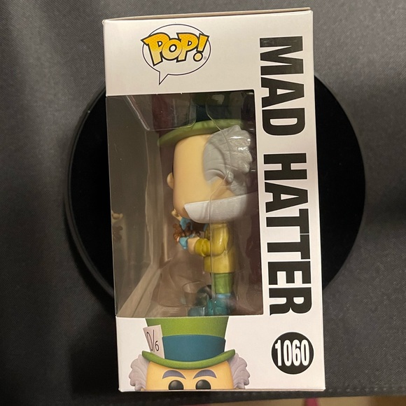 Disney Funko Pop Mad Hatter #1060 - Picture 2 of 5